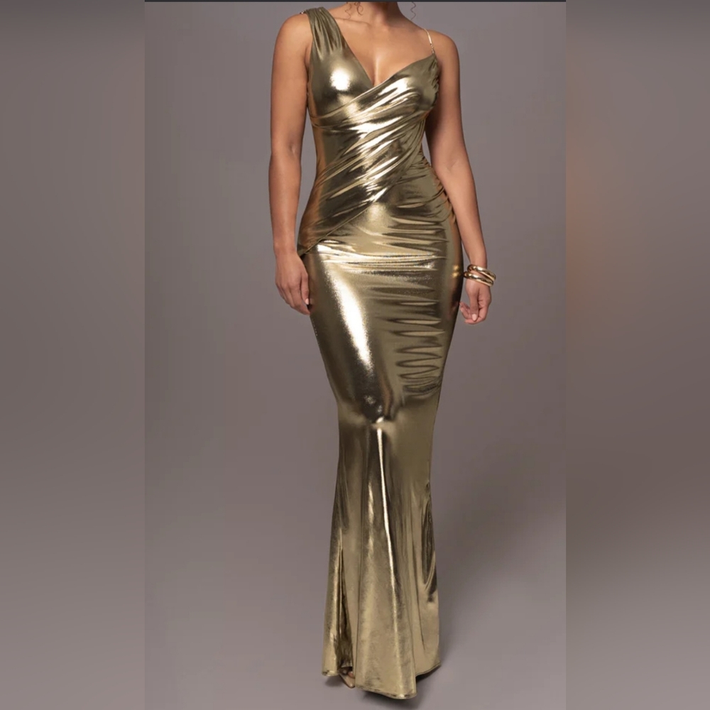 JLUXLABEL: Belle Maxi Dress